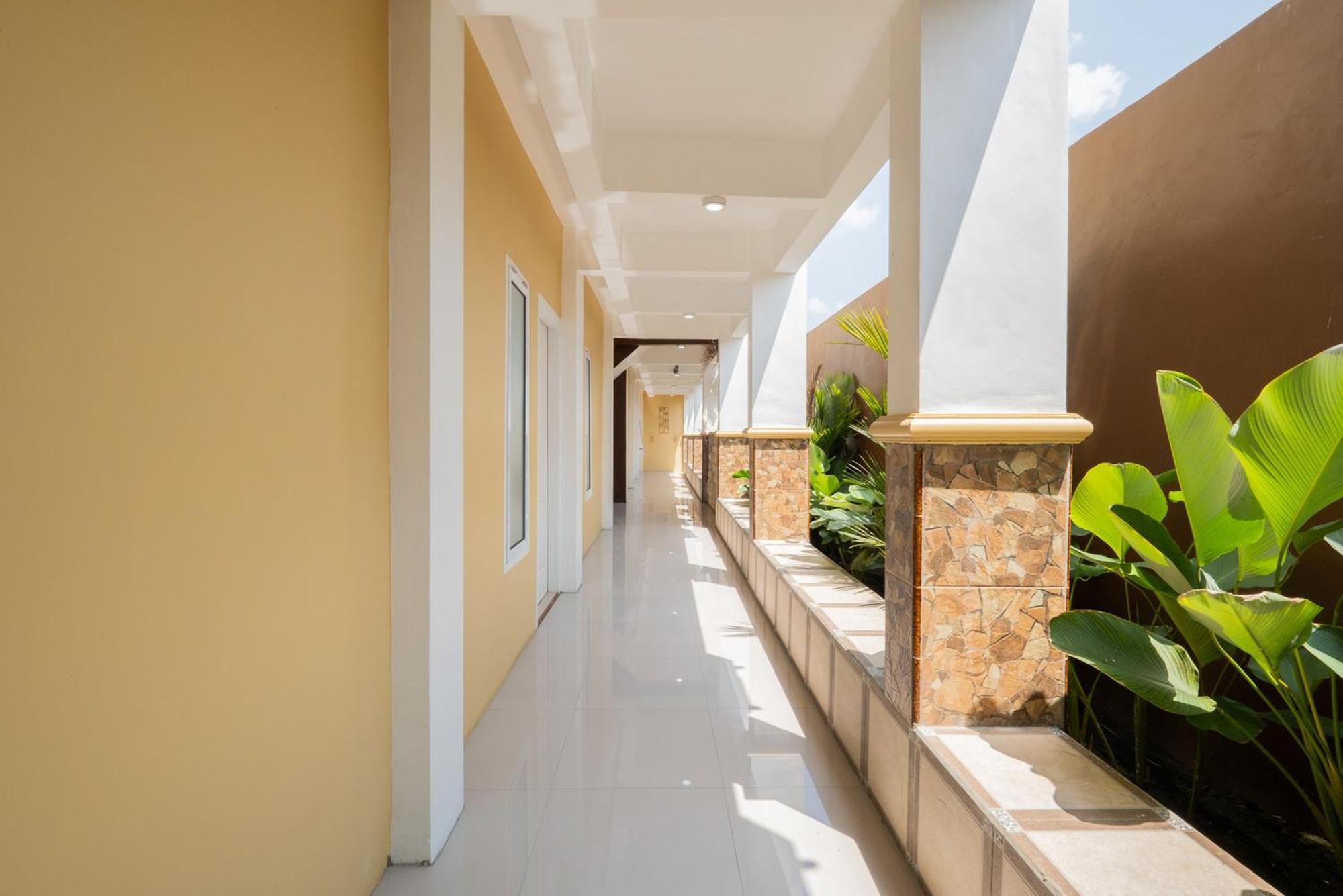 Reddoorz Syariah Near Rsud Dr Iskak Tulungagung Hotel Kedungwaru Exterior foto