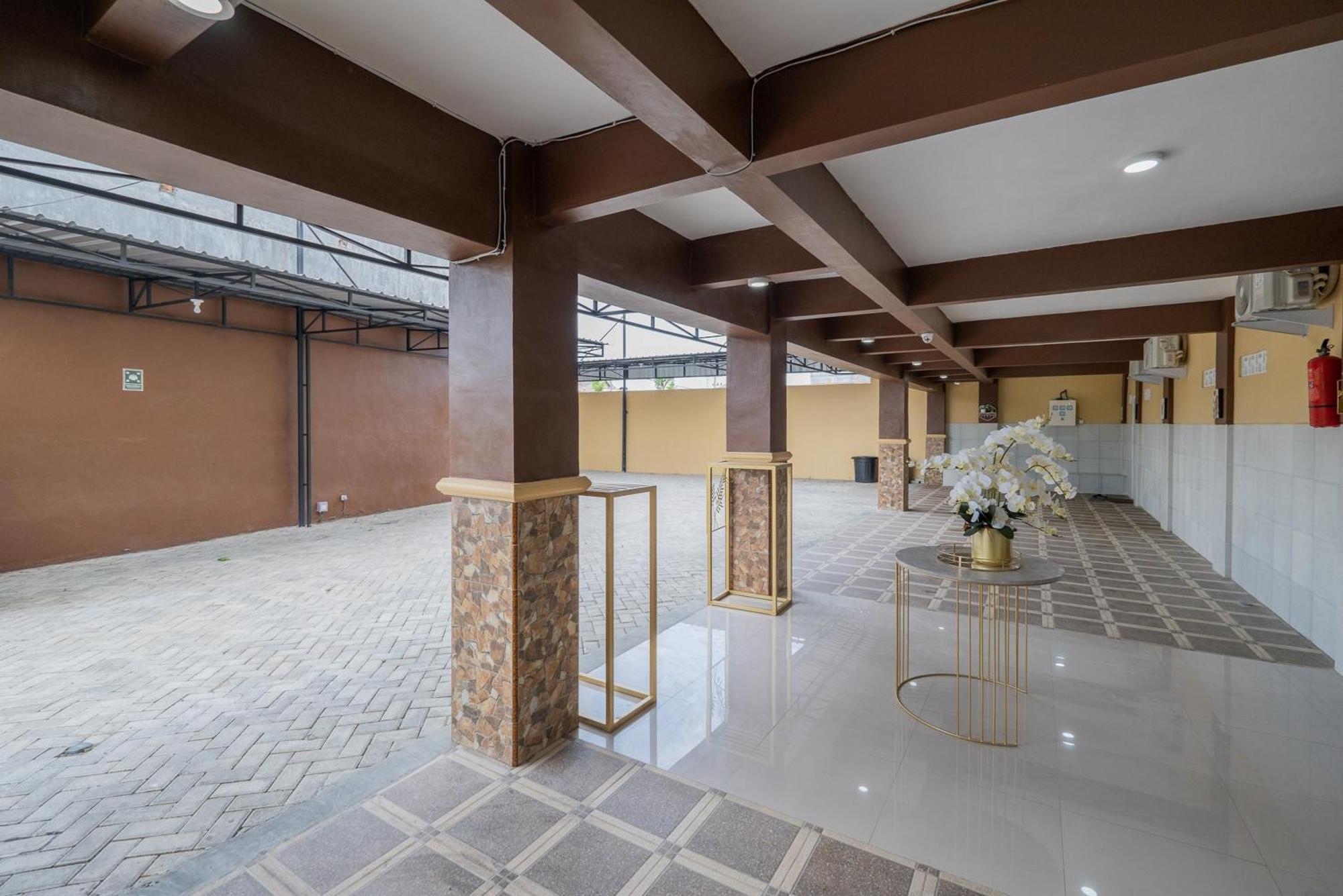 Reddoorz Syariah Near Rsud Dr Iskak Tulungagung Hotel Kedungwaru Exterior foto